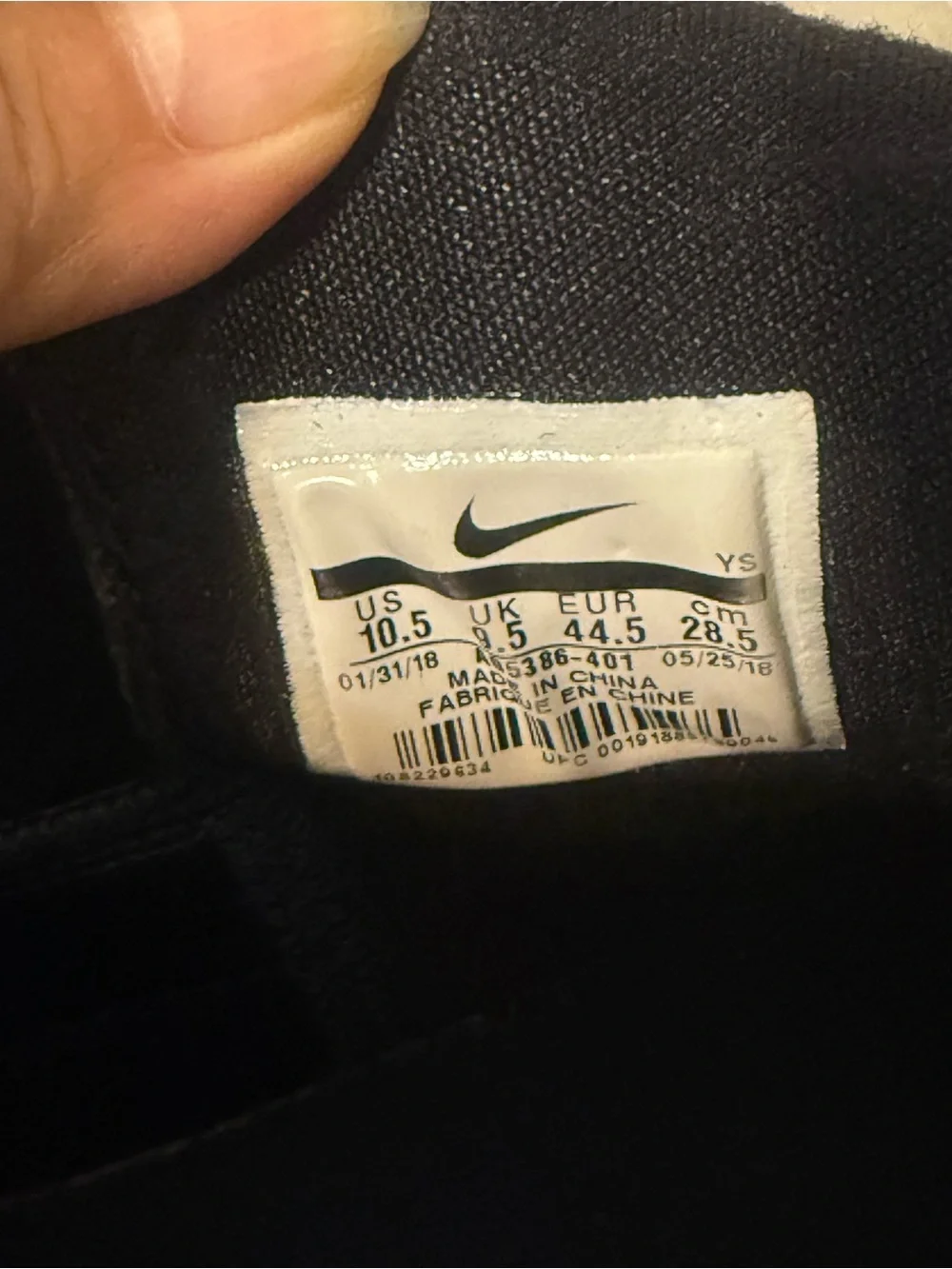 Nike Men’s Navy and White Athletic Basketball Shoes